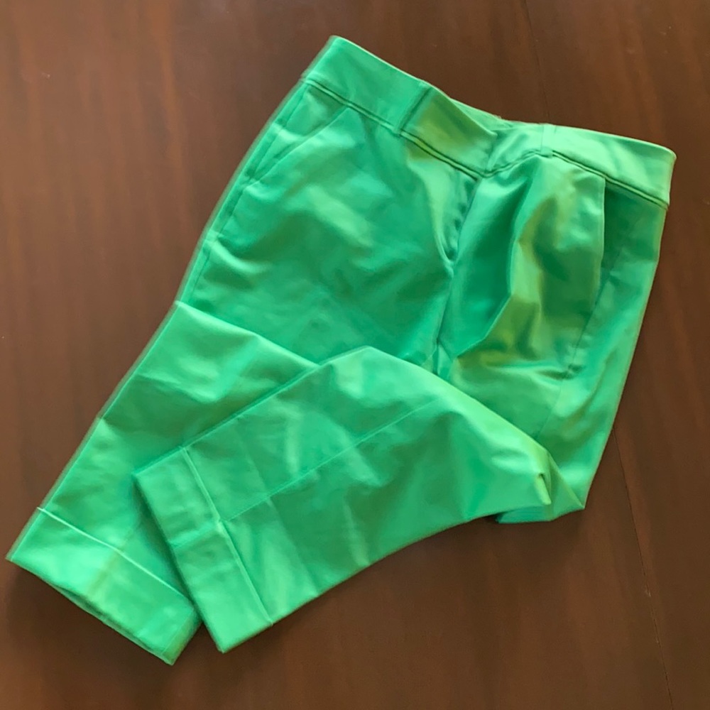 Capri pants